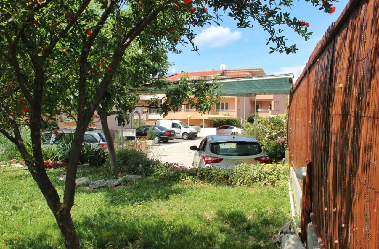 Apartment Taja, Cijela Kuca I Vrt Samo Za Vas Split Exterior foto